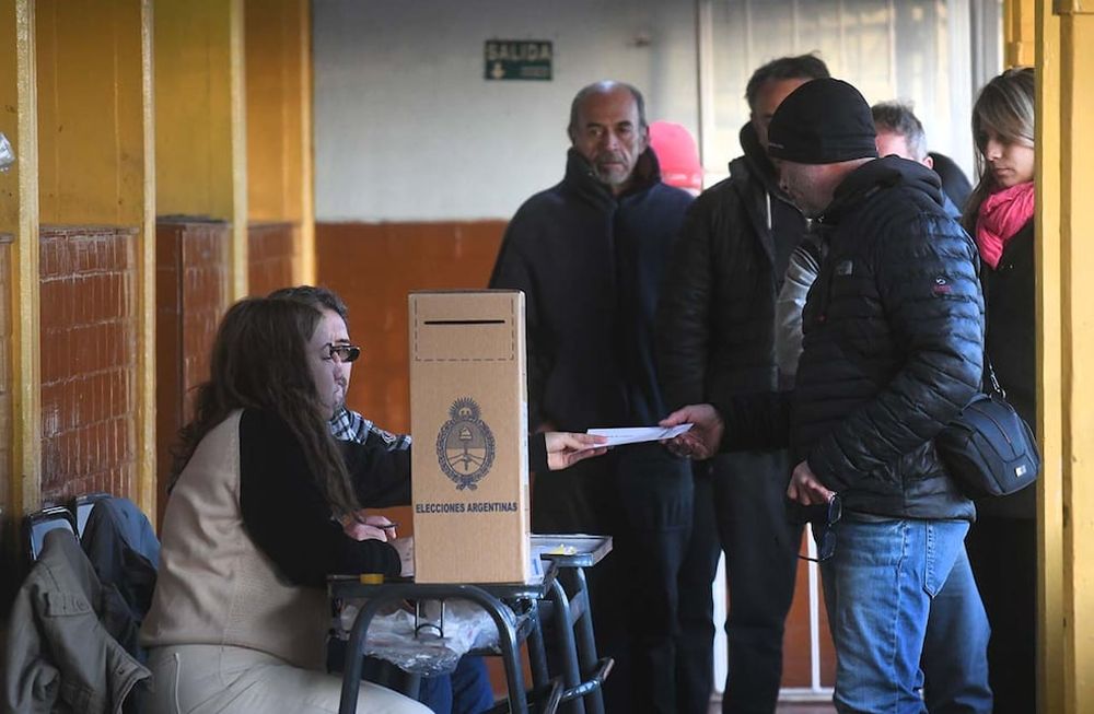 Elecciones PASO presidenciales 2023 en la provincia de Mendoza, en la escuela Leandro Alem de Guaymallén, la mañana comenzó con tranquilidad. Foto: José Gutierrez / Los Andes