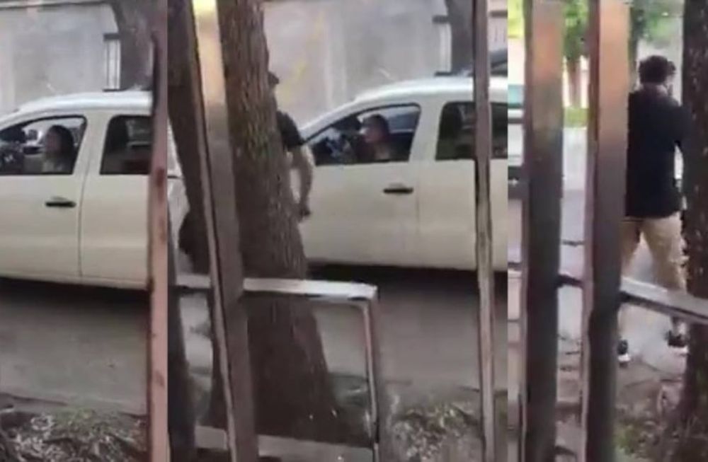 Luego de un choque en Fray Luis Beltrán, se viralizó el video que muestra la agresión de un conductor a la otra mujer involucrada en el siniestro vial.