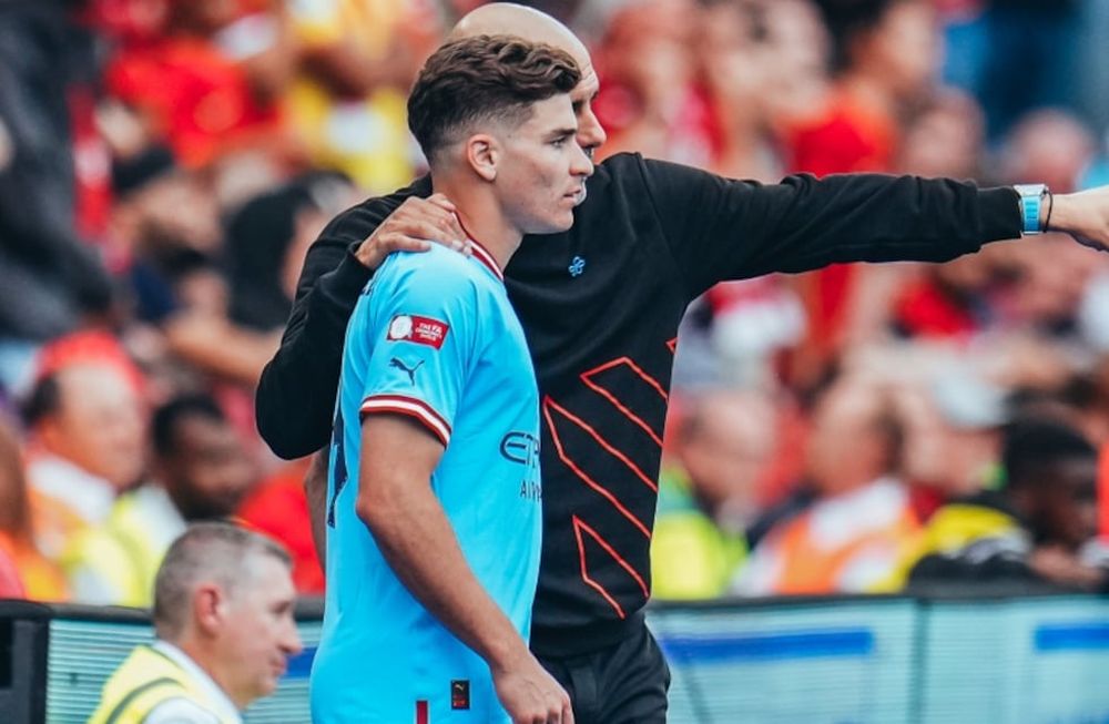 Manchester City goleó 4-0 a Bournemouth y suma 6/6 en el arranque de la Premier. Julián Alvarez ingresó a los 73 minutos de juego. / Gentileza.