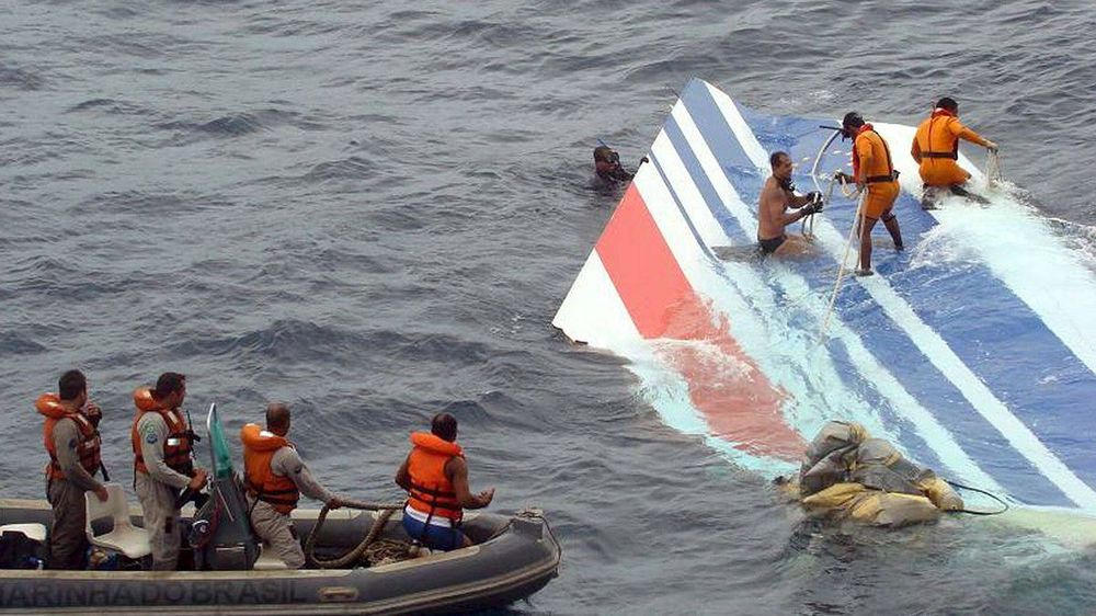 Todas las personas que viajaron en el vuelo murieron. 