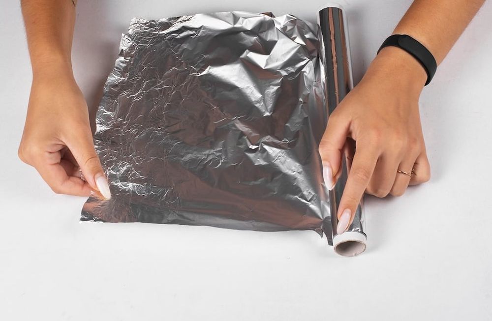 Con papel aluminio podrás hacer un impresionante adorno