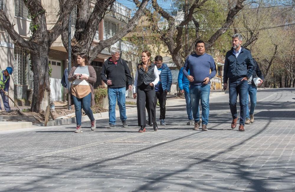 Ulpiano Suarez recorrió trabajos viales en la Quinta Sección