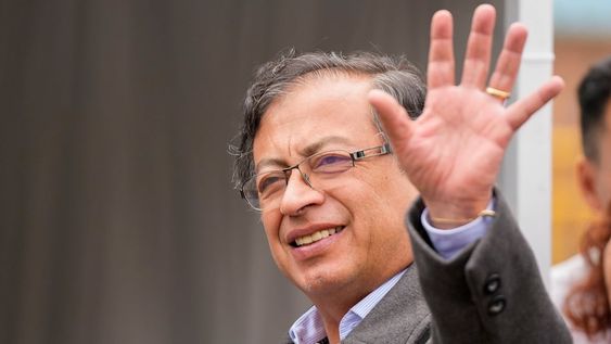 Gustavo Petro. El izquierdista y exguerrillero de la coalición Pacto Histórico es el nuevo presidente de Colombia. (Foto AP/Fernando Vergara)