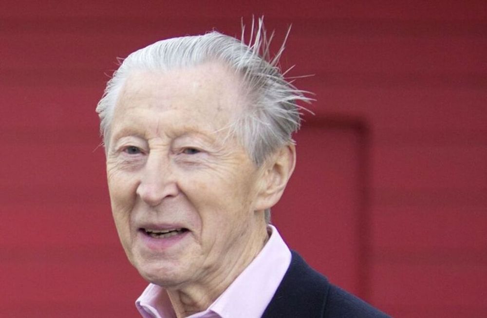 Murió el actor británico Murray Melvin a los 90 años.