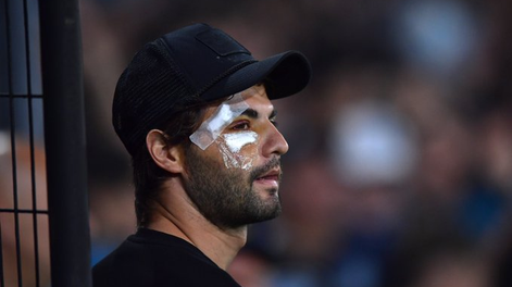 Santiago Sosa asistió a ver a Racing Club, y alentó a sus compañeros Santiago Sosa asistió a ver a Racing Club, y alentó a sus compañeros