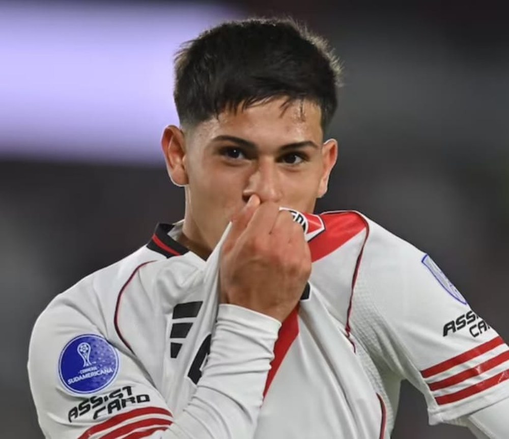 El juvenil ingresó en el segundo tiempo y marcó el gol del empate sobre la hora. Tras el partido, reveló el mensaje que le dio Eduardo Coudet antes de entrar: “El Chacho me dijo: ‘encará para adelante y jugá’, y lo hice”.