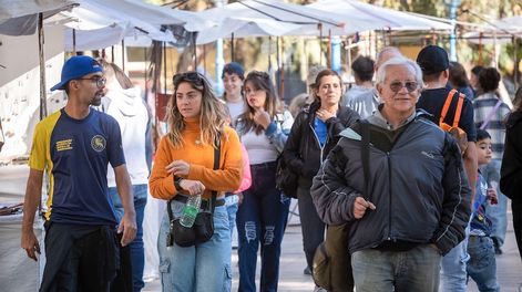 Los Andes | La mayor parte de los turistas provienen de Buenos Aires, Santa Fe y Brasil. Llegan en busca de “montaña y vino”. | Foto: Ignacio Blanco / Los Andes