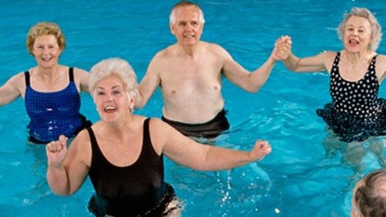 Prolongar el envejecimiento y acortar la vejez implica extender la etapa de vida activa y saludable, reduciendo el tiempo que pasamos en estados de deterioro y dependencia. (Cuidarlos)