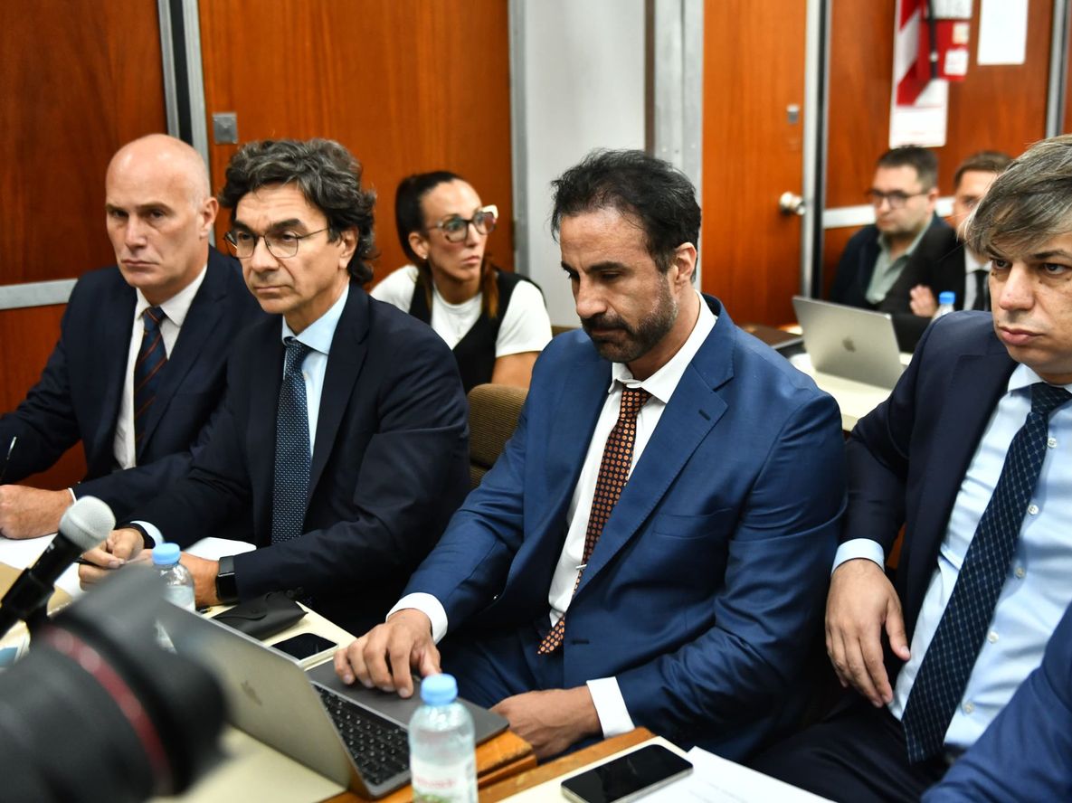 El neurocirujano Leopoldo Luque en el juicio por la muerte de Maradona. (archivo)