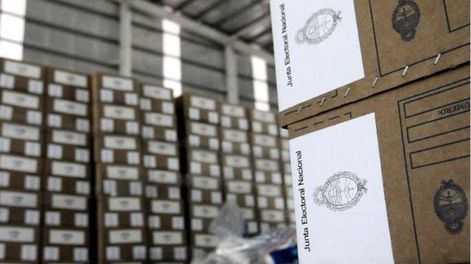 Reelección de intendentes, ¿una batalla interminable? - Por Néstor Sampirisi