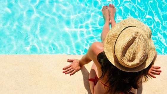 Finalizando la temporada de verano, te contamos algunos secretos para proteger tu cabello y cuidarlo del sol y la playa.