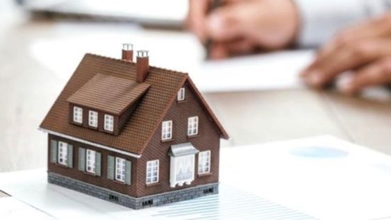 El sueño de la casa propia: un trabajador argentino tardaría 82 años en comprar una vivienda.