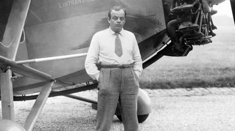 Los Andes | Así fue el día en que Saint Exupéry sobrevoló la cordillera mendocina para buscar a su amigo y se enamoró de Mendoza. Foto: Twitter @BPGSM_Mza.