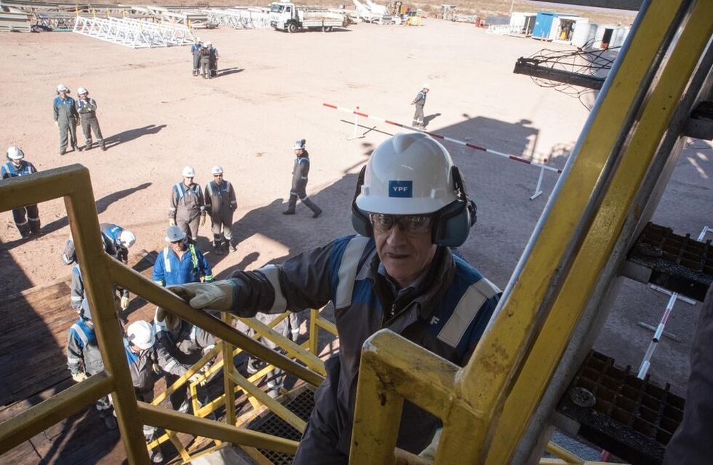 El gobernador Rodolfo Suárez participa del inicio formal de la perforación de dos pozos no convencionales en la formación de Vaca Muerta en Malargüe - Foto: Archivo / Gentileza Prensa Gobierno