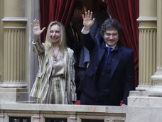 Javier y Karina Milei, una pareja del poder simbiótica. Javier y Karina Milei, una pareja del poder simbiótica.