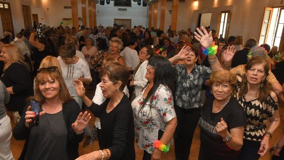 Almuerzos bailables. El boliche para mayores de 50 que se organiza en salones de Mendoza.&nbsp;
