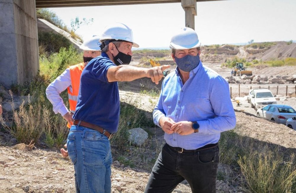Aveiro y Amstutz visitaron las obras sobre Ruta 40, entusiasmados por los avances