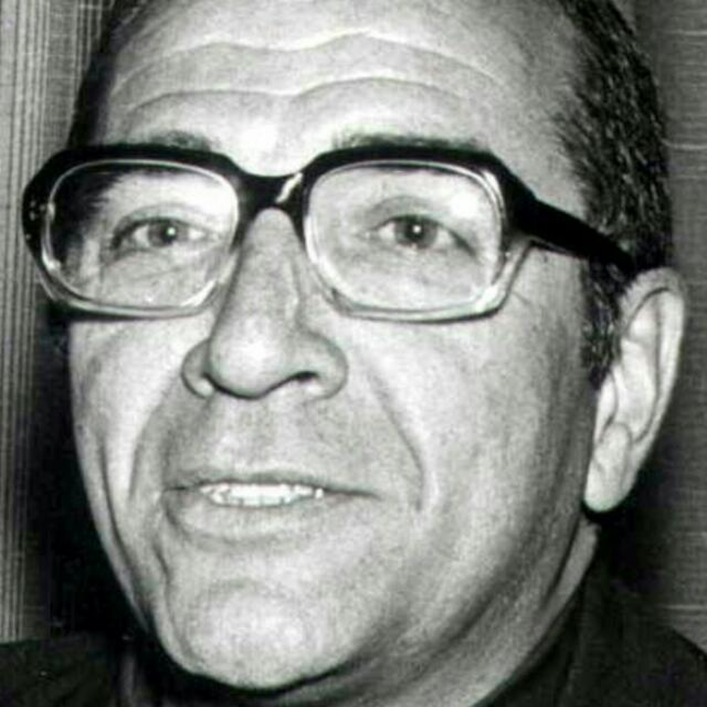 Sacerdote Héctor Gimeno.