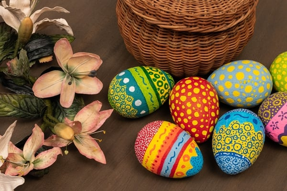 Qu&eacute; significa regalar huevos en Pascua y por qu&eacute; son de chocolate