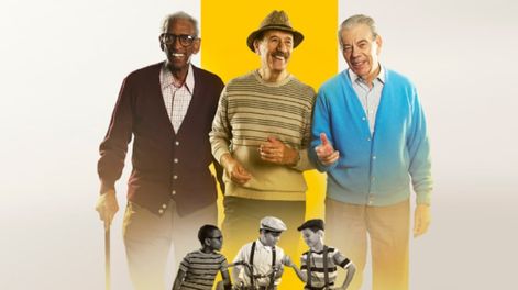 Egresados que festejan 63 años de amistad