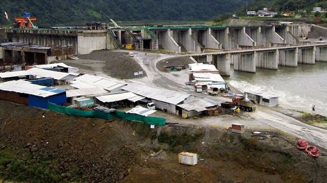 Los Andes | La presa de la polémica. . El complejo Coca Codo Sinclair fue construido por Sinohydro en Ecuador. Dicen que hay 8.000 fisuras. “No tiene fallas. No hay problemas de seguridad ni de generación”, responden los chinos.