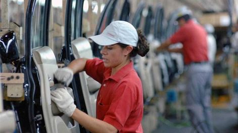 Las ventas de automóviles se desplomaron en Brasil