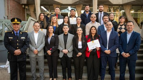 La ministra de Seguridad y Justicia, Mercedes Rus, encabezó la entrega de diplomas del Curso de Especialización en Ciberdelitos y Evidencia Digital