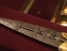 Exhibición del Vaticano: lanza de Longino, utilizada por el centurión romano.