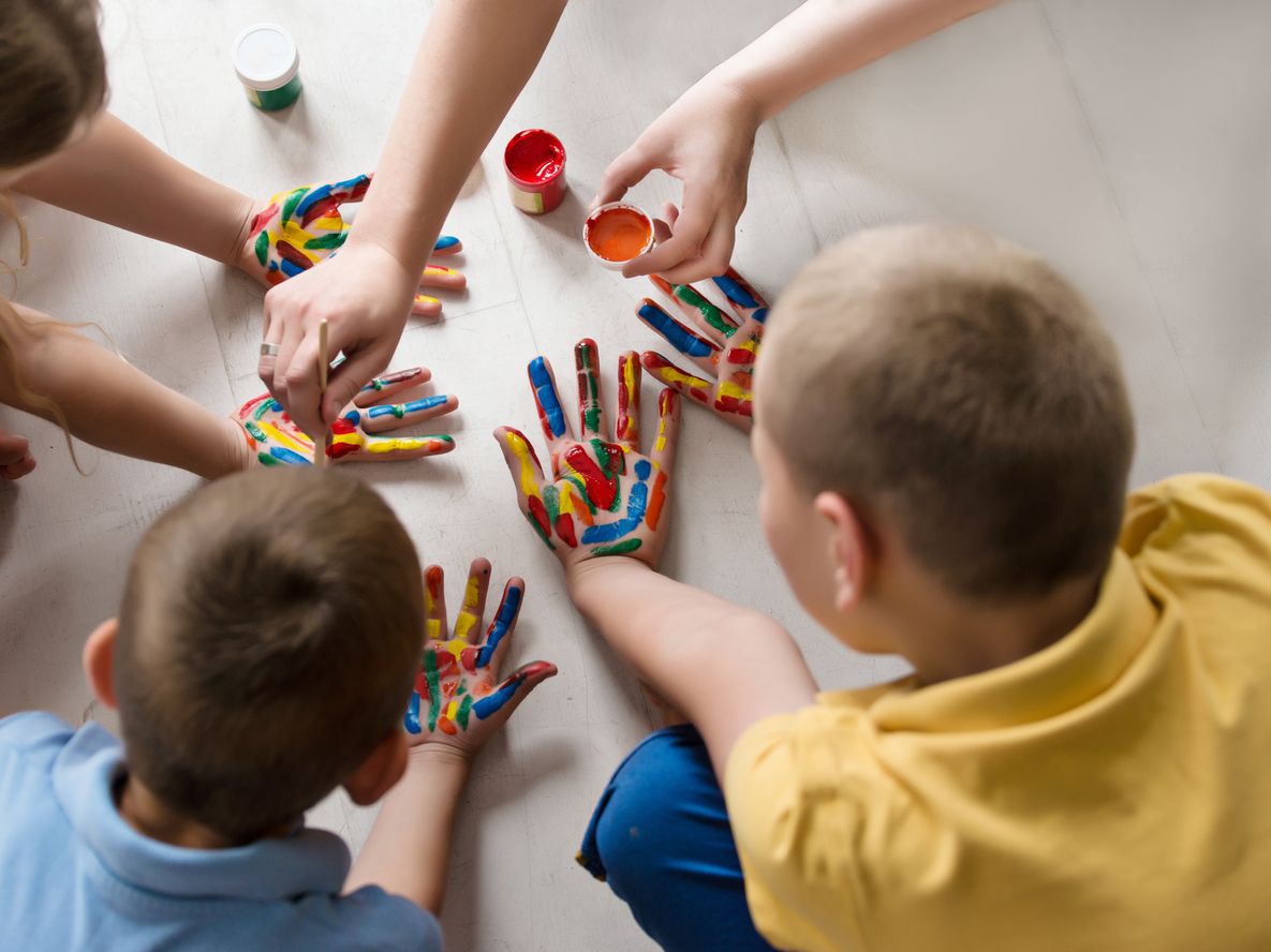 Siete de cada diez argentinos (72%) aseguran conocer a alguien con autismo, y en tres de cada cuatro casos se trata de un familiar.