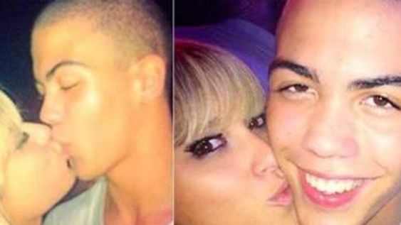 A los 14 años, el hijo de Ronaldo apareció a los besos con una profesora de 27