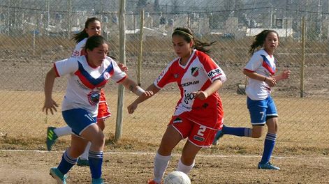 Liga Mendocina: se bajan equipos para el próximo torneo de fútbol femenino 