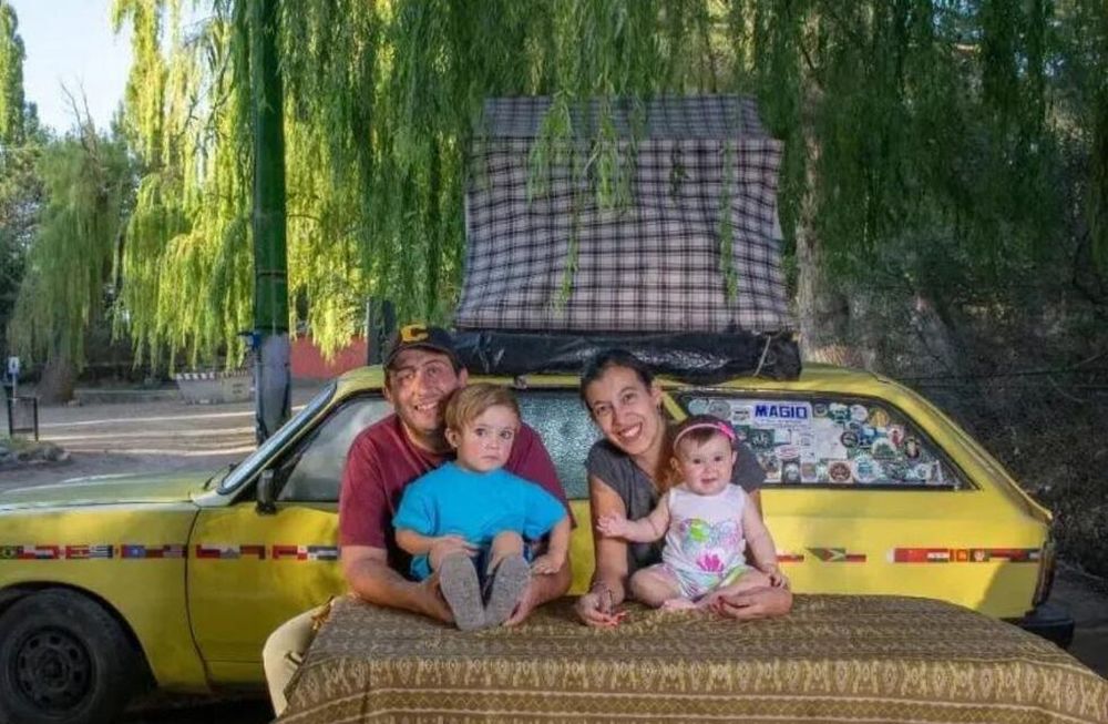 La familia de cuatro viaja por todo el continente. Foto: Gentileza - Diario de Cuyo.
