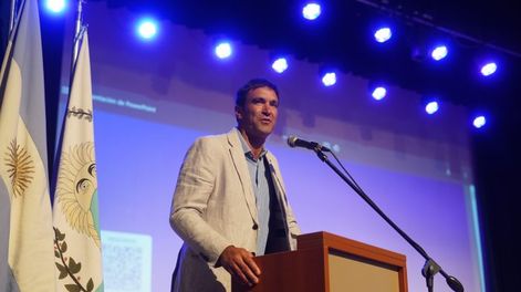 Educación: evaluaciones censales en Matemática y foco en presentismo, los desafíos para el ciclo lectivo 2025