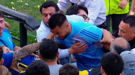 Chiquito Romero enfrentó a los hinchas que lo insultaron. Captura: ESPN