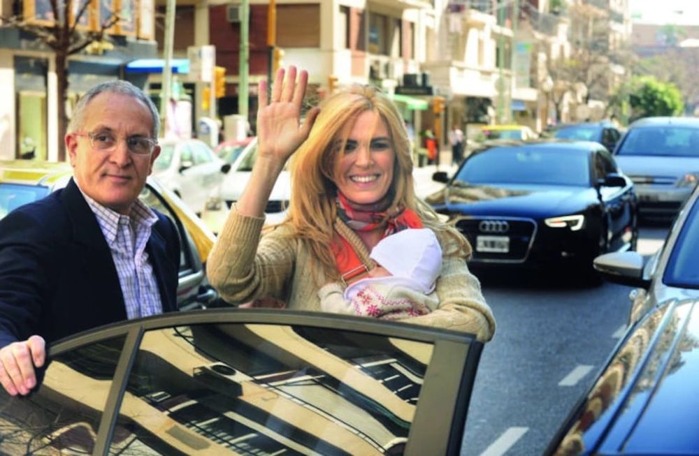 Viviana Canosa recién salida de dar a luz a Martina hace 10 años