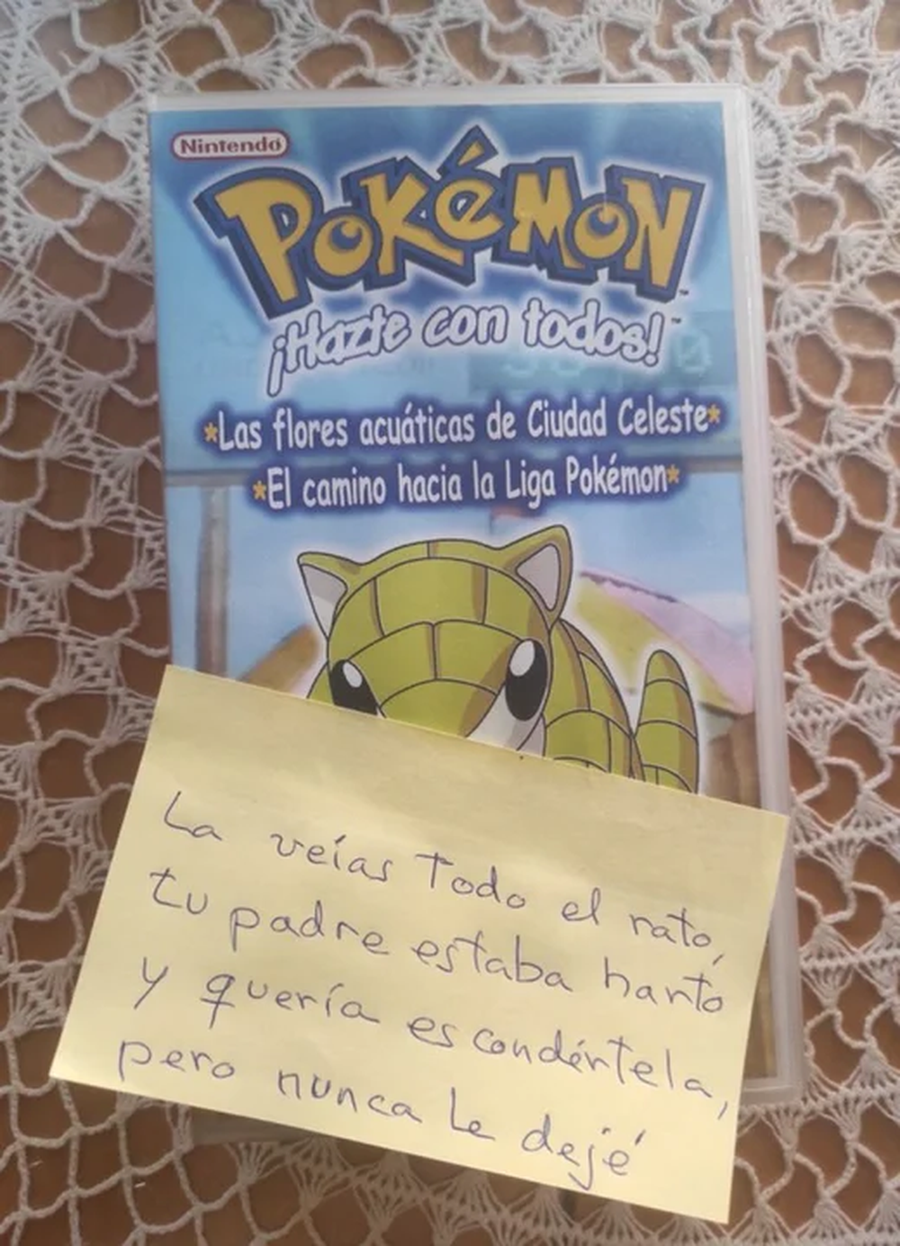 La historia viral de un joven que encontró su niñez en viejos VHS