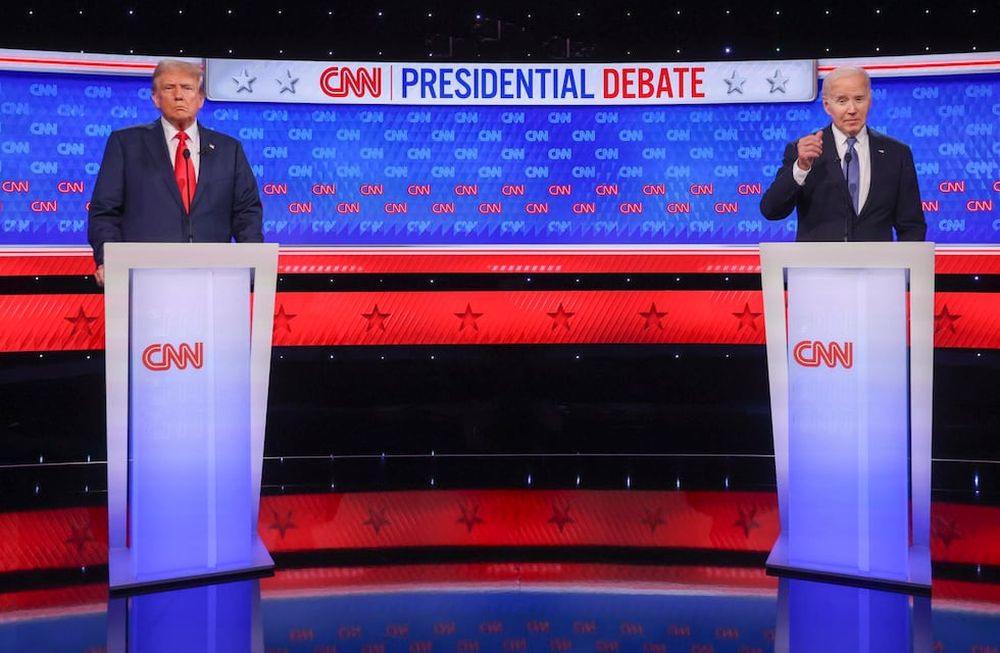El expresidente estadounidense Donald J. Trump participa en el primer debate sobre las elecciones presidenciales de 2024 en los estudios de CNN Atlanta en Atlanta, Georgia. Foto: EFE/EPA/MICHAEL REYNOLDS