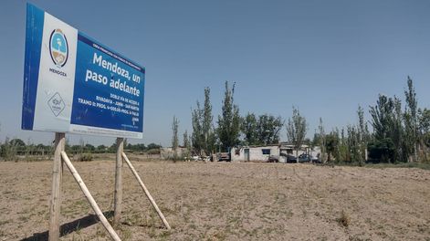 Cuenta regresiva para expropiación y desalojo de las dos familias de Carril Centro, en la obra de la doble vía. (Enrique Pfaab - Los Andes)
