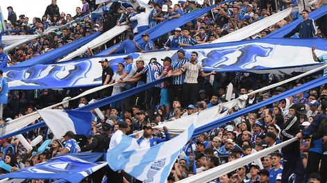 Los Andes | Godoy Cruz cayó por penales con Banfield y quedó eliminado de la Copa Argentina.  Su gente respondió con creces en la provincia de San Luis. / Mariana Villa (Los Andes).