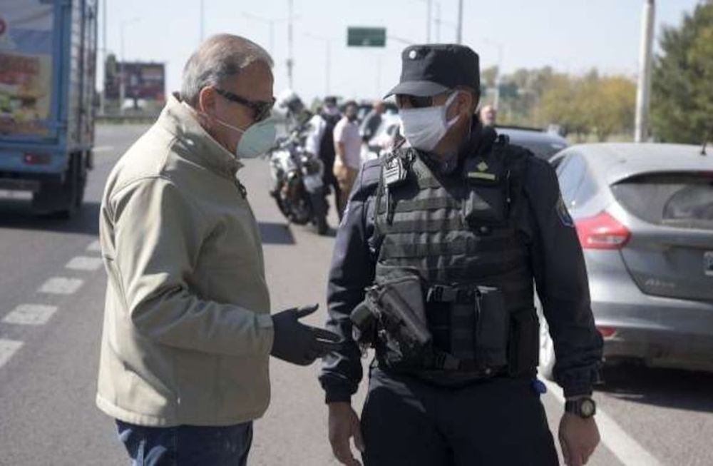 Aplicarán multas de hasta 50.000 pesos por no utilizar tapabocas