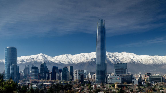 peligra el turismo de compras en chile: por que comprar en el pais vecino es cada vez mas caro