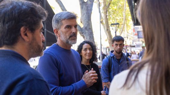 la ciudad amplia el estacionamiento medido en el microcentro para potenciar la actividad comercial