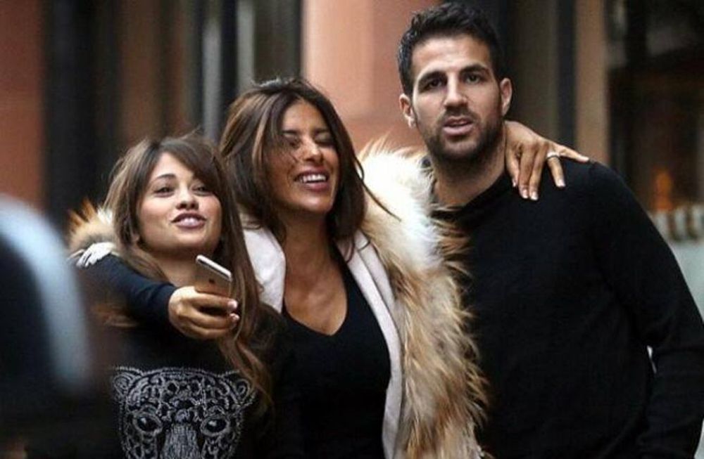 Cesc Fábregas festejó su cumpleaños en Barcelona junto a su esposa y a la pareja de Messi