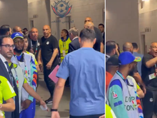 Video: el momento en que el DT de Egipto increpó a Scaloni.