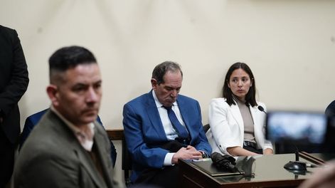 El exgobernador José Alperovich fue condenado este martes bajo el cargo de abuso sexual. Foto Clarín.