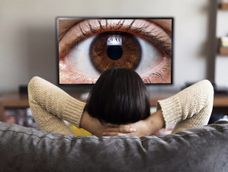 Más allá del celular, el smart TV es uno de los dispositivos que pueden espiar nuestra actividad y compartir los datos.