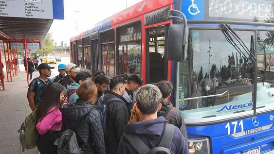 Transporte público de pasajeros en Mendoza Foto: José Gutierrez / Los Andes