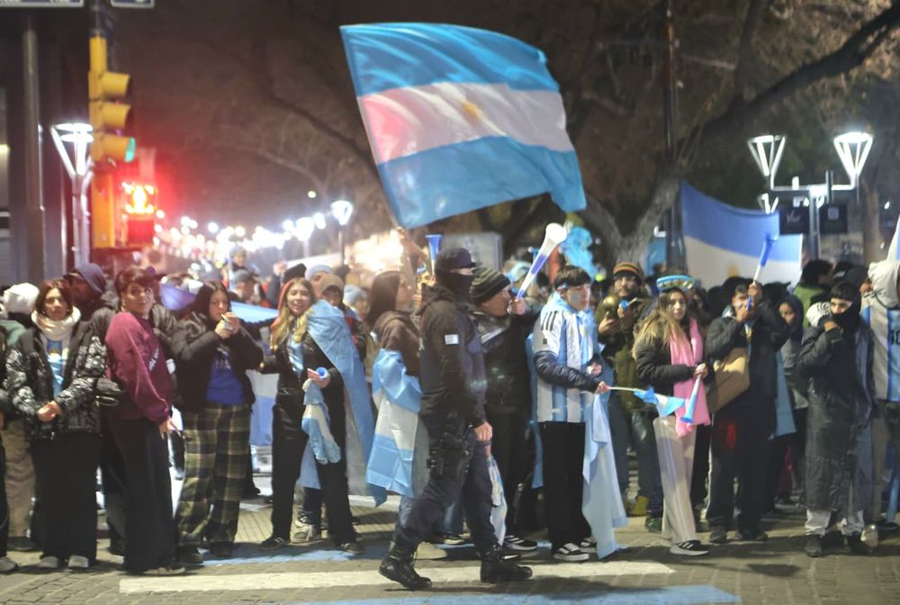 Festejos en el Km 0 de Mendoza