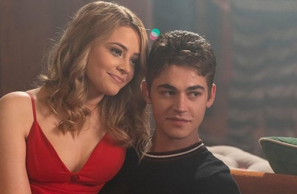La secuela de ‘After: Aquí empieza’ sigue a Hardin Scott (Hero Fiennes Tiffin) y Tessa Young (Josephine Langford), inmersos en las secuelas de su ruptura.