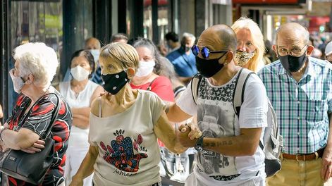 Los Andes | Larga espera de los jubilados para cobrar el reajuste de haberes. Las sucesivas apelaciones de Anses y las demoras en el trámite administrativo, demora 7 años en promedio. Foto: Orlando Pelichotti / Los Andes